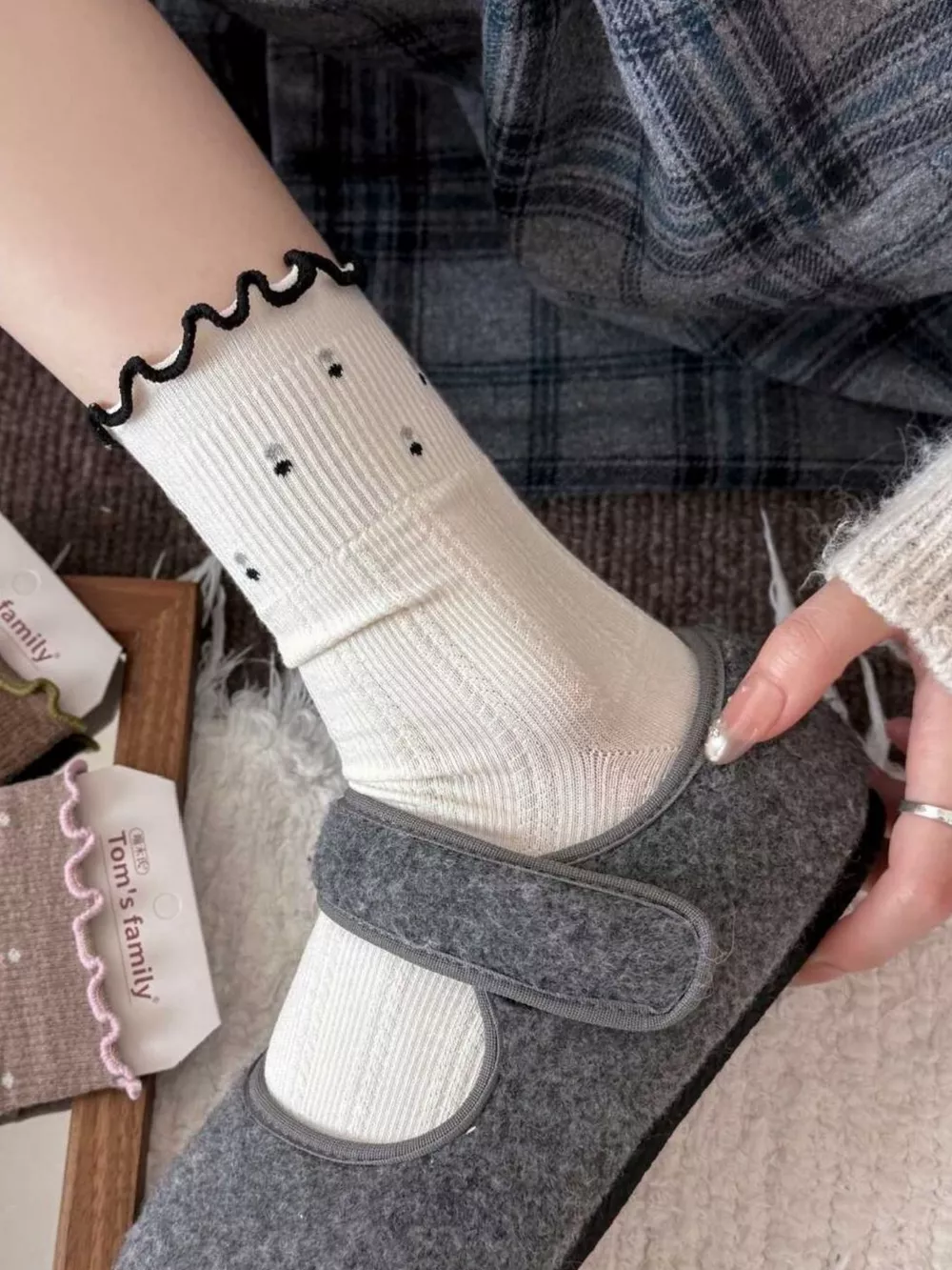 Ribbed Crew Socks, image 7