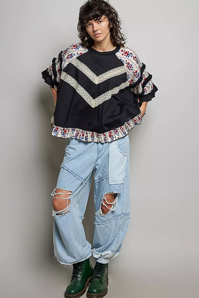 POL Round Neck Half Sleeve Contrast Floral Lace Oversized Knit Top, image 5