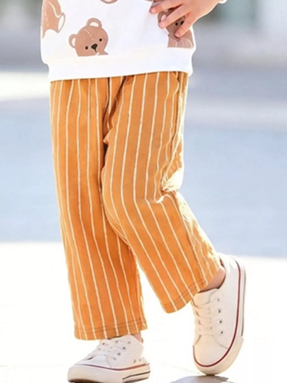 Children's Bear Print Sweatshirt and Striped Wide-Leg Pants Set, image 4