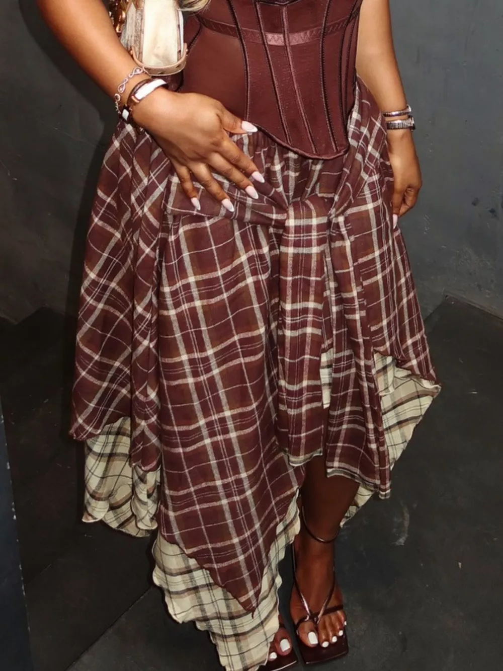 Asymmetrical Plaid Skirt, image 3