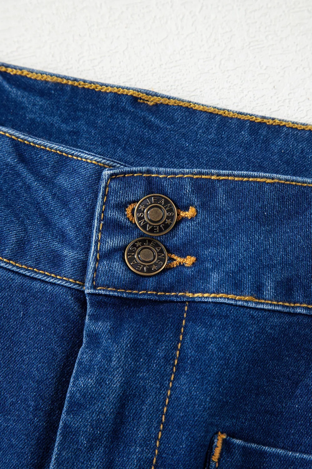 Hardware Decor Patched Pockets Wide Leg Jeans, image 6