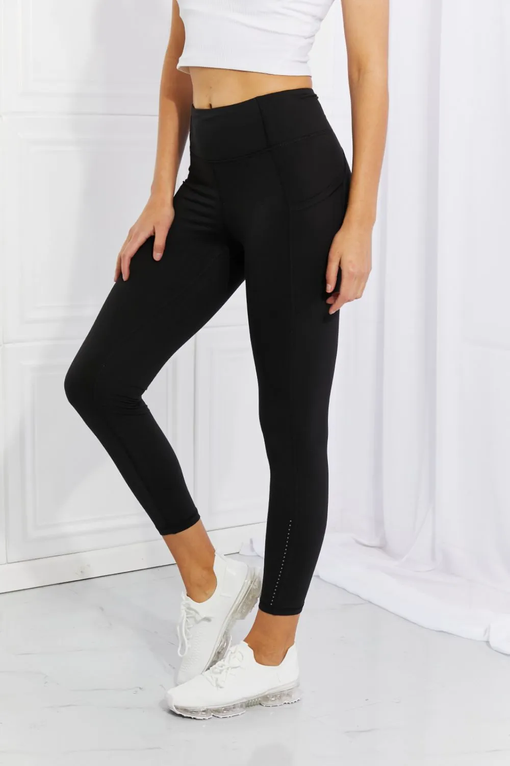 Full Size Strengthen and Lengthen Reflective Dot Active Leggings, image 3