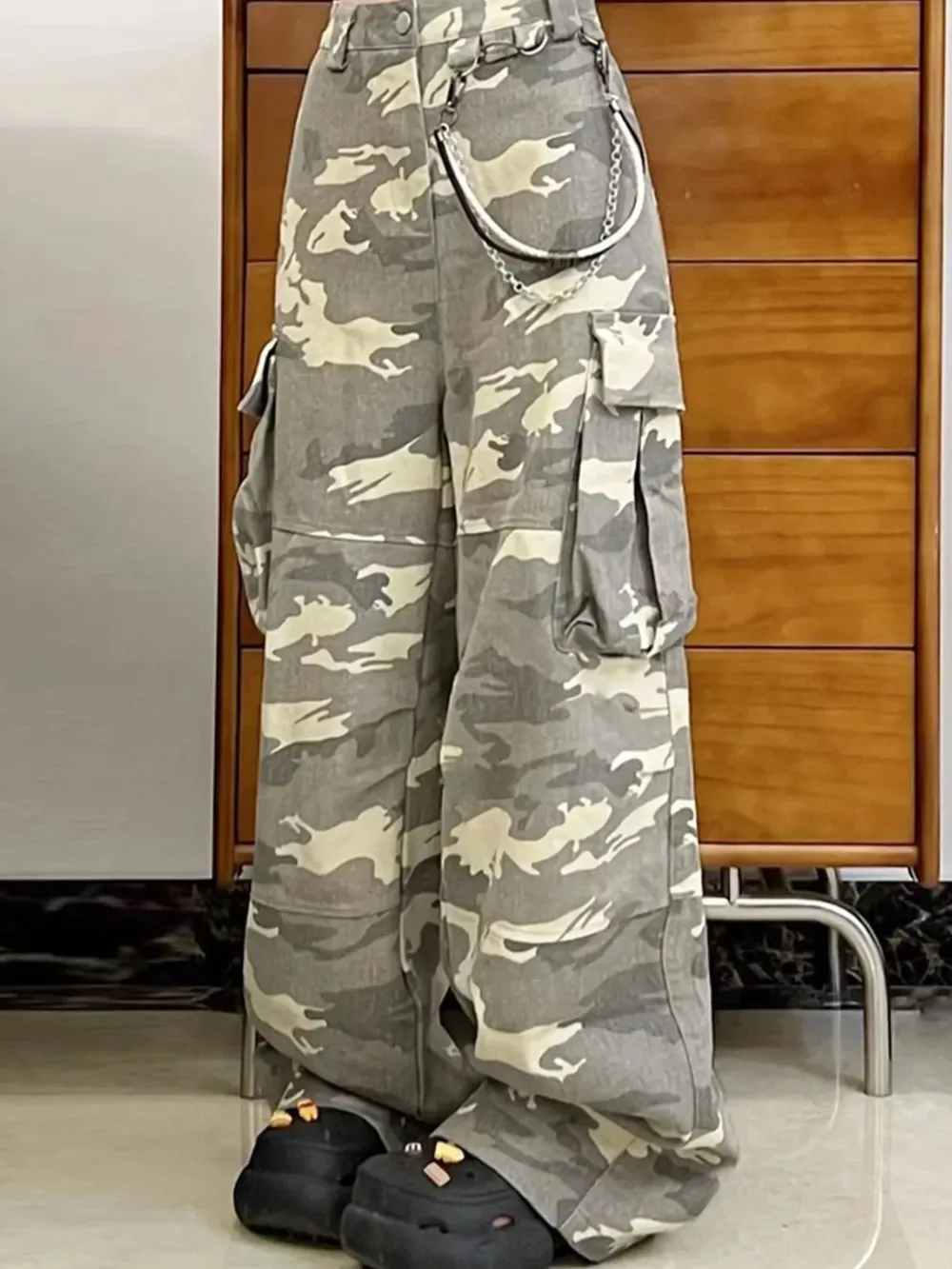 Men's Camouflage Cargo Pants with Chain Detail, image 5