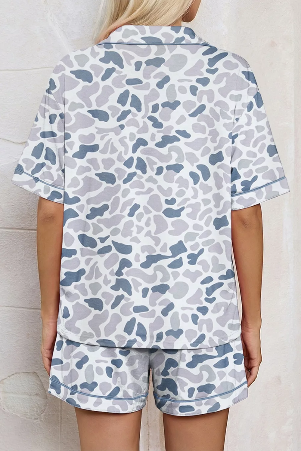 Camouflage Print Lapel Shirt Drawstring 2pcs Short Pajama Set, image 2