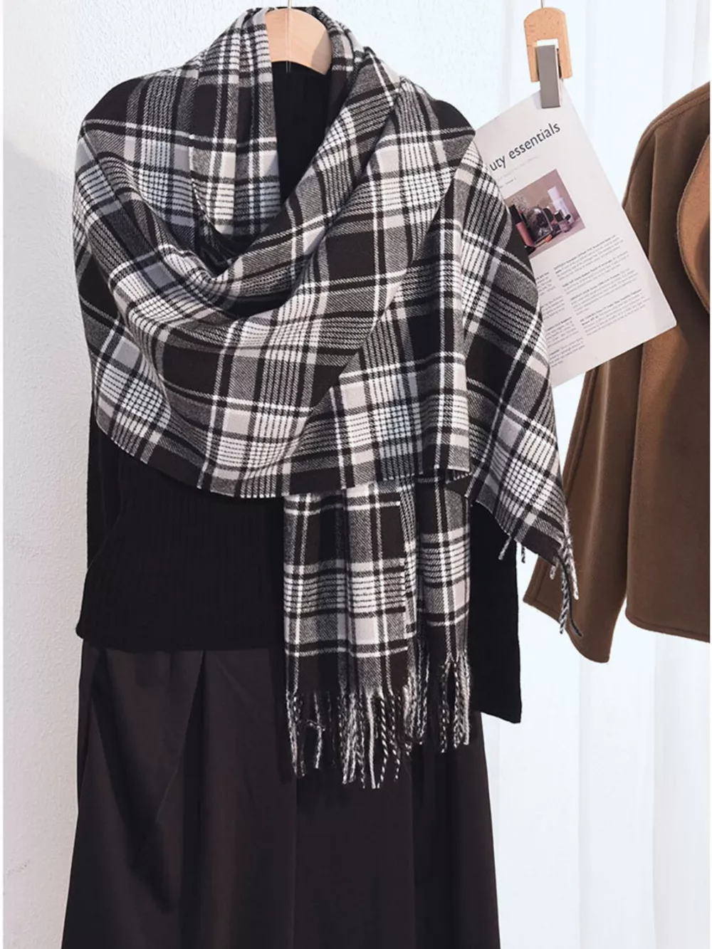 Plaid Tassel Hem Winter Scarf, image 2