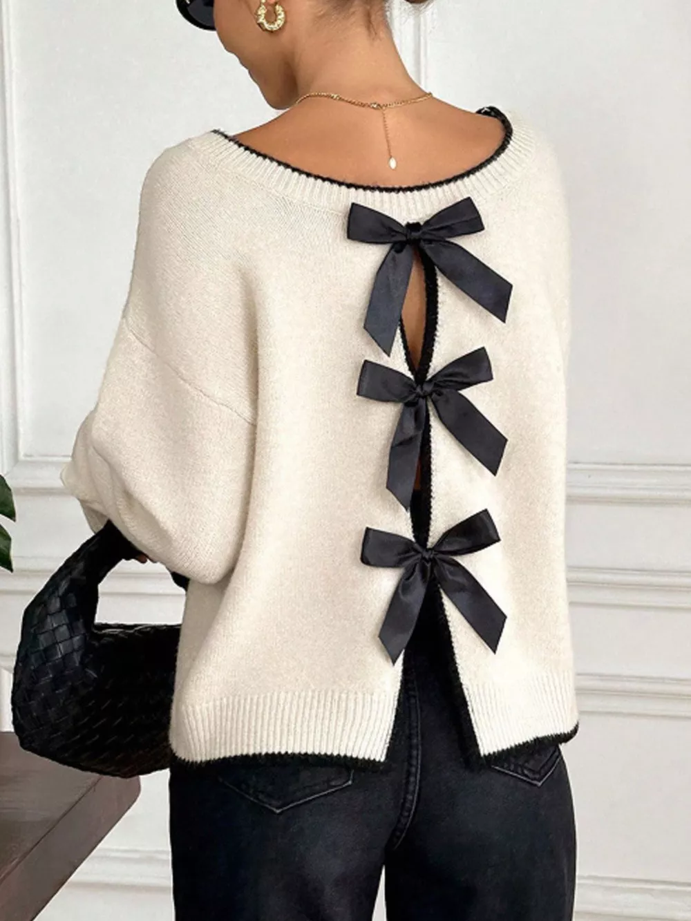 Back Bowknot Decor Round Neck Sweater