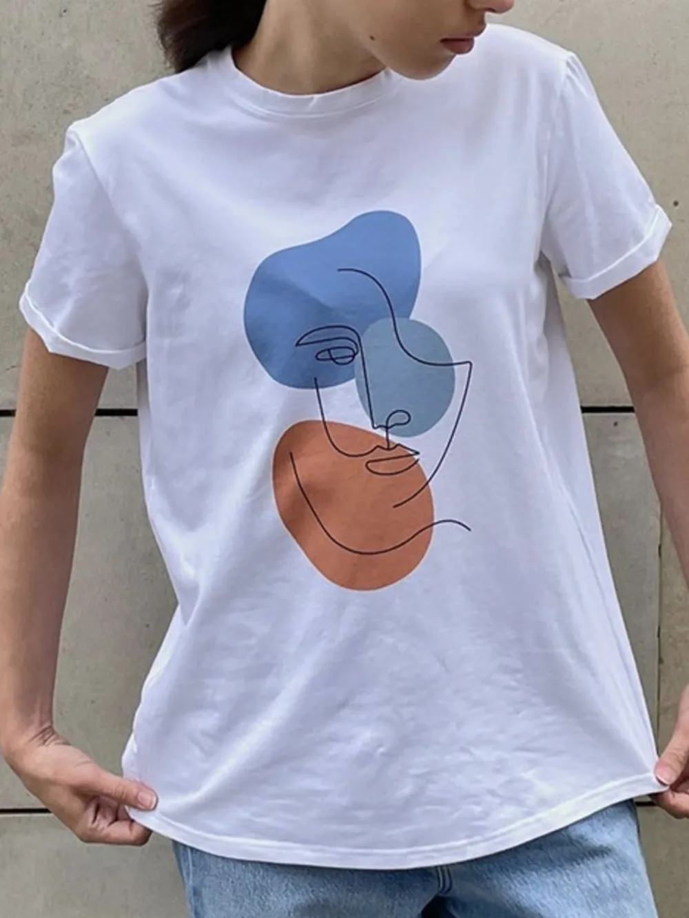 Abstract Face Graphic Casual Round Neck T-Shirt