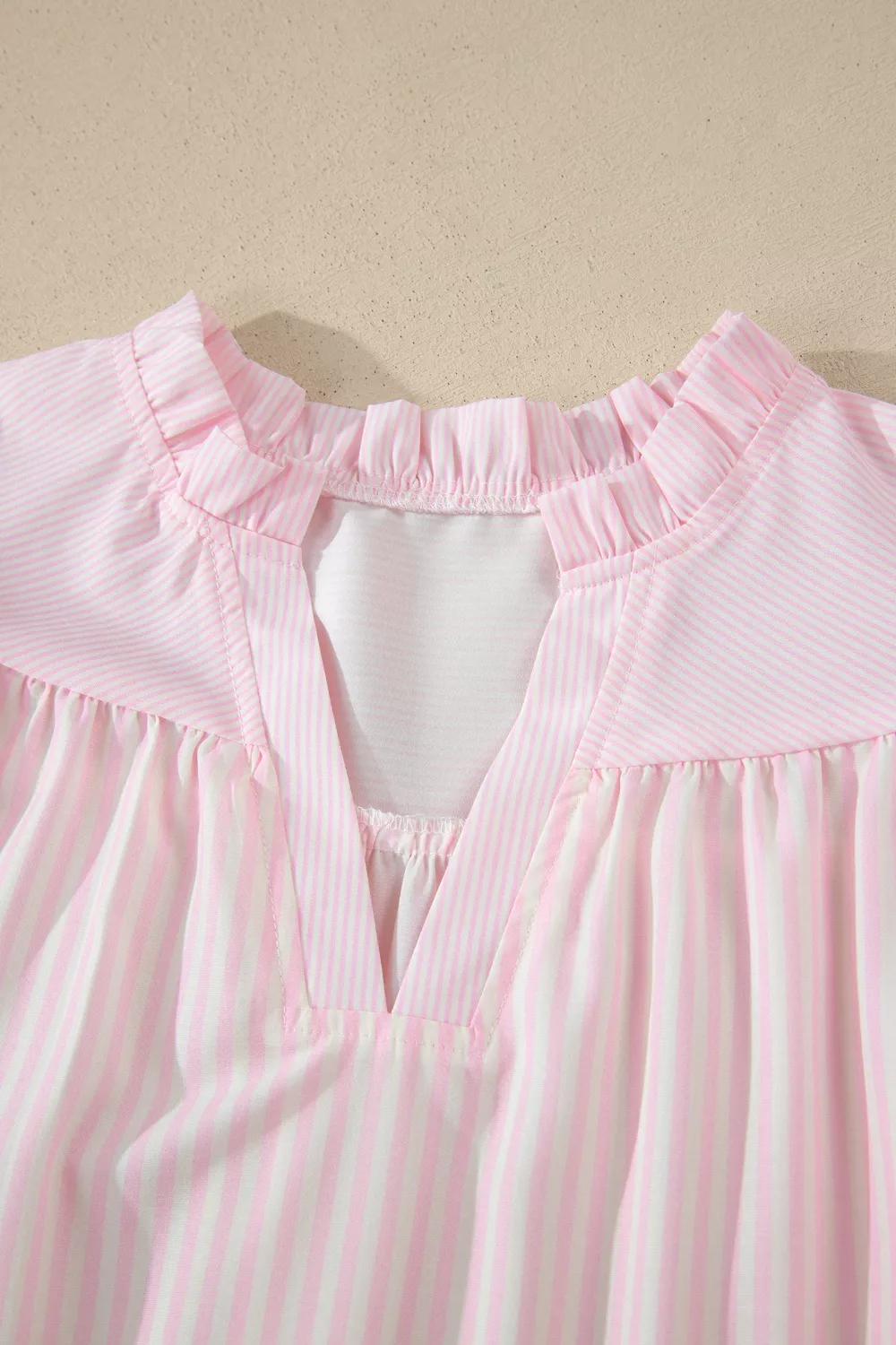 Stripe Contrast Trim V Neck Flutter Sleeve Blouse, image 4