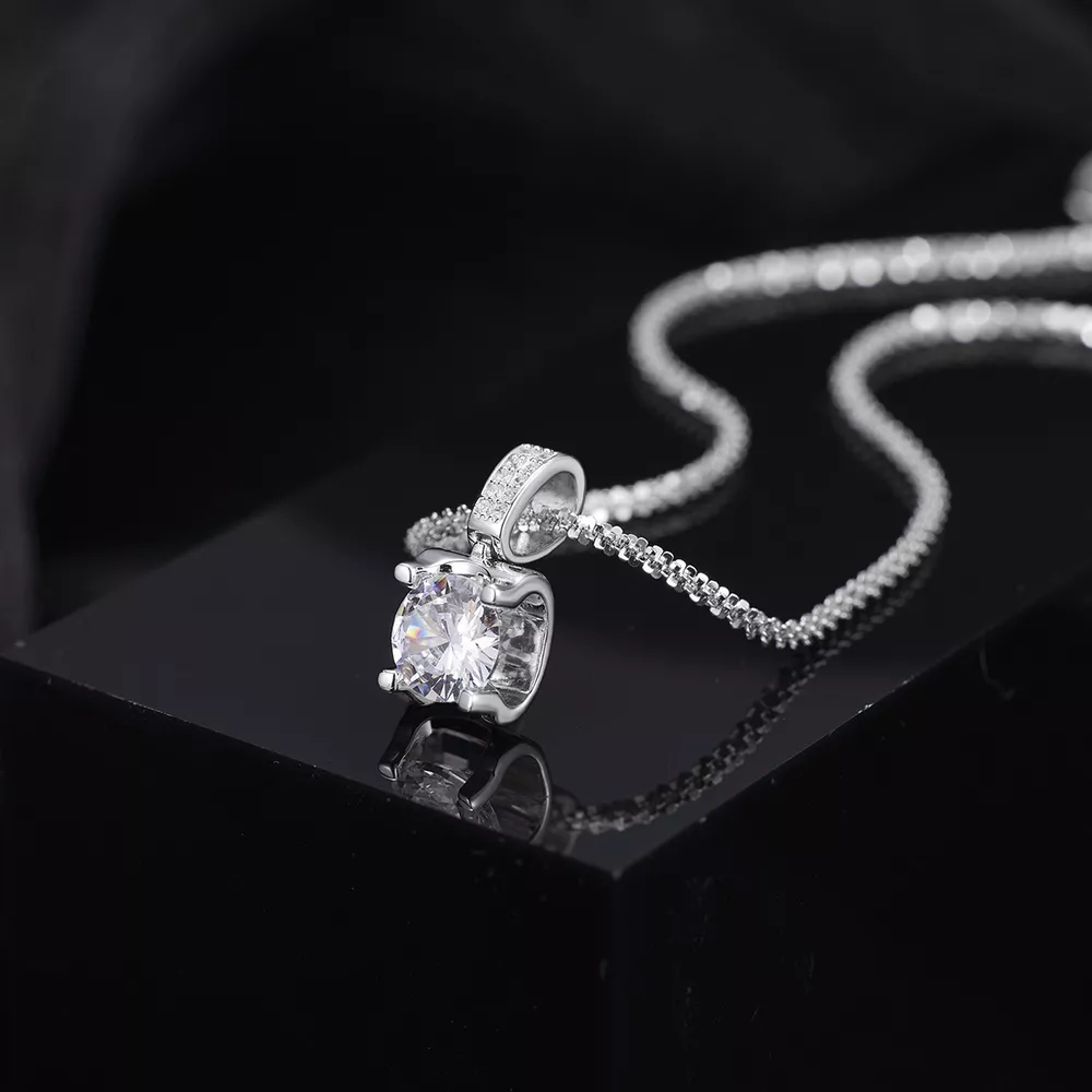 925 Sterling Silver Zircon Pendant Necklace