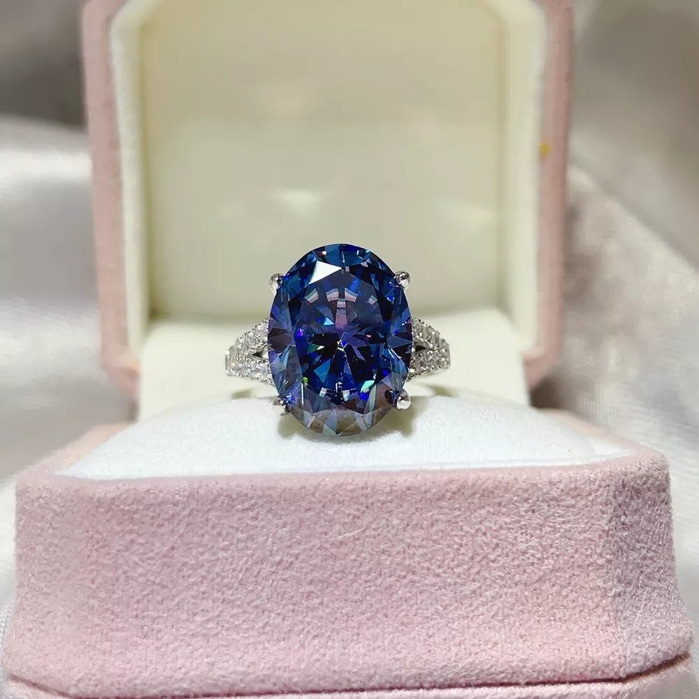 10 Carat Moissanite 925 Sterling Silver Ring, image 3