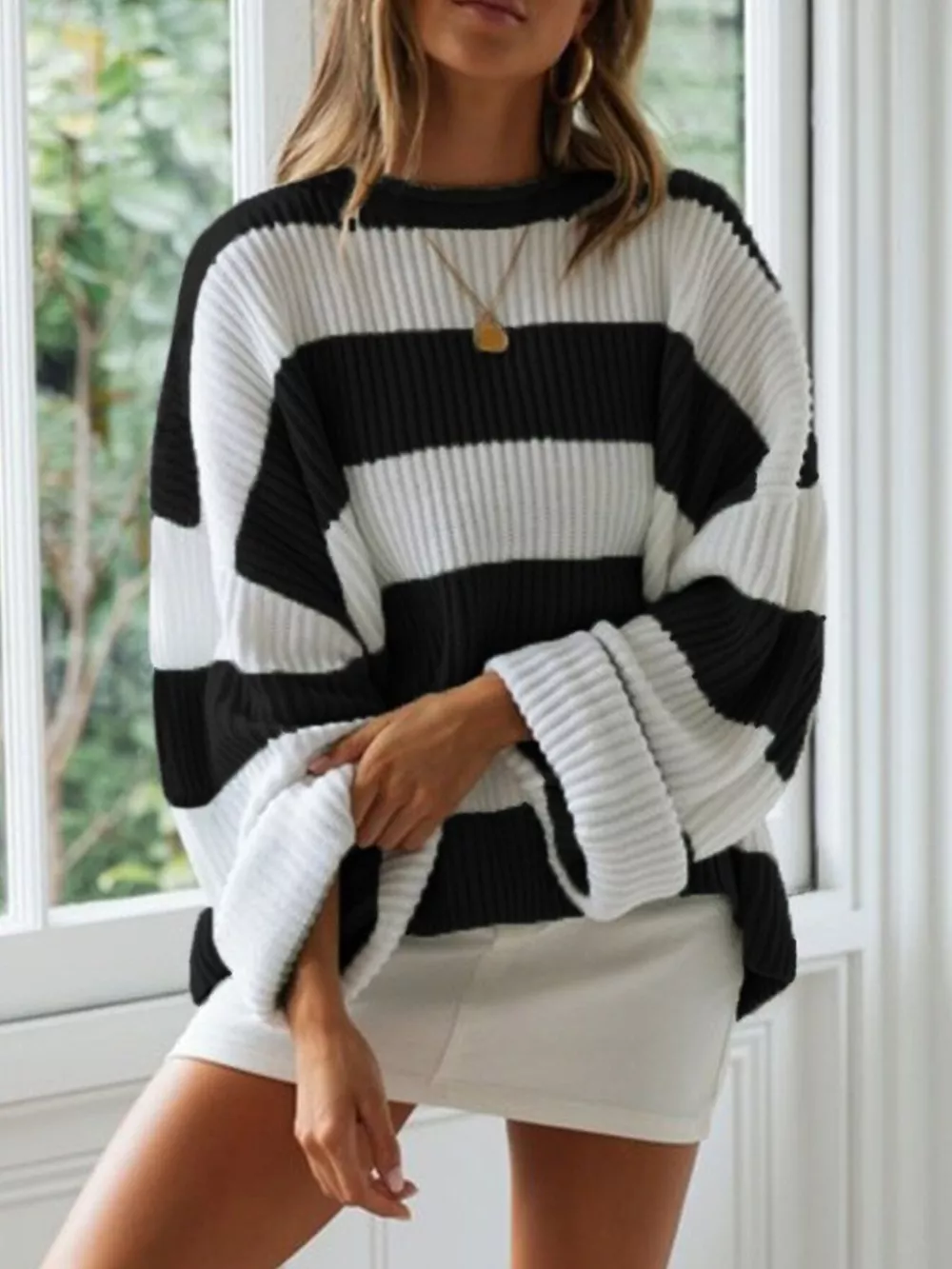 Contrast Striped Round Neck Sweater, image 4