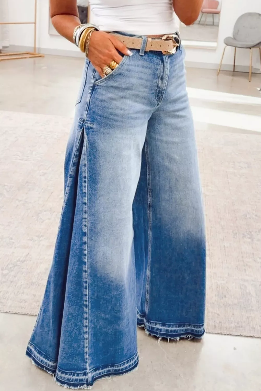 Side Seam Gathering Flare Leg Jeans, image 4