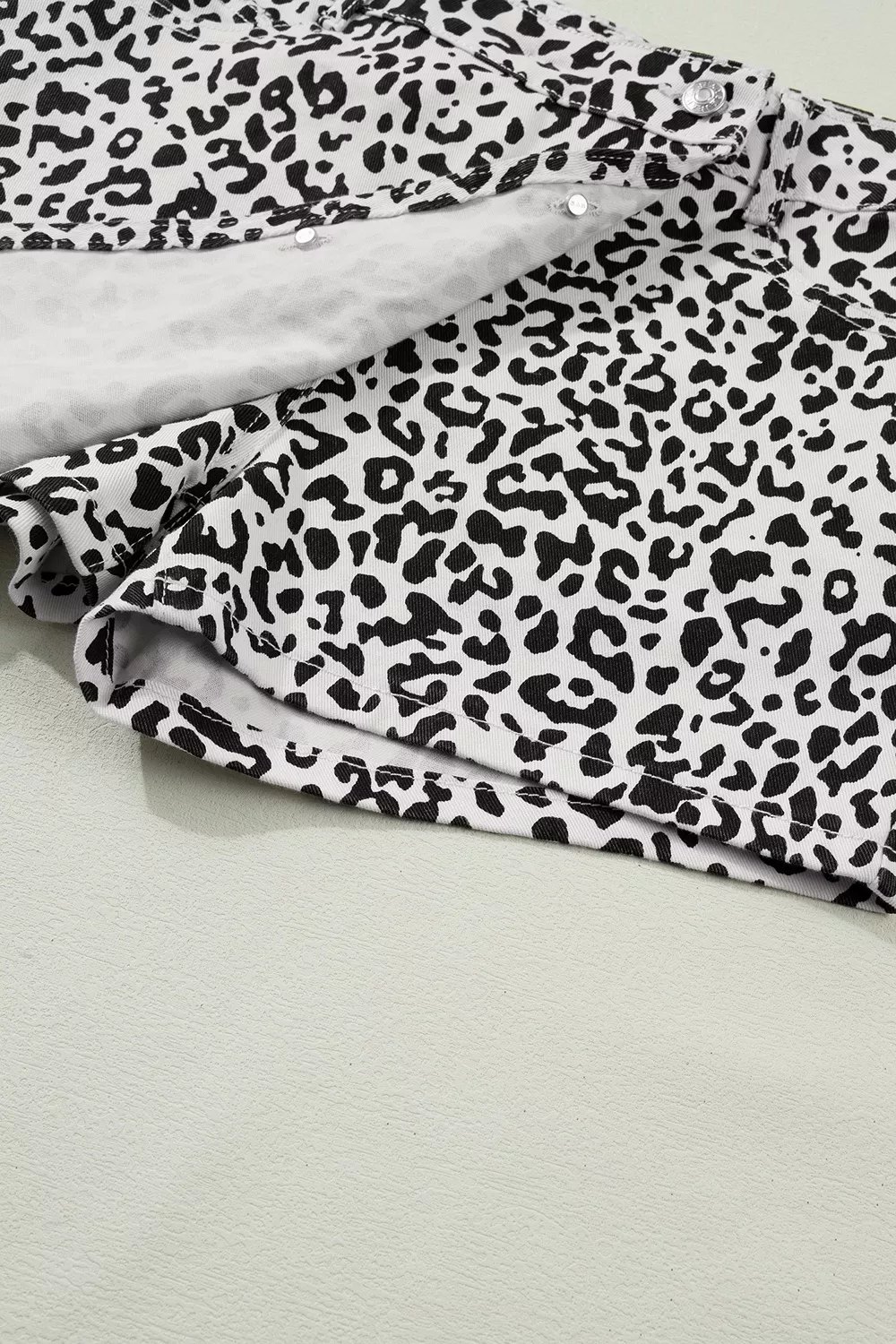 Leopard Print Button Overlap Denim Shorts, image 6