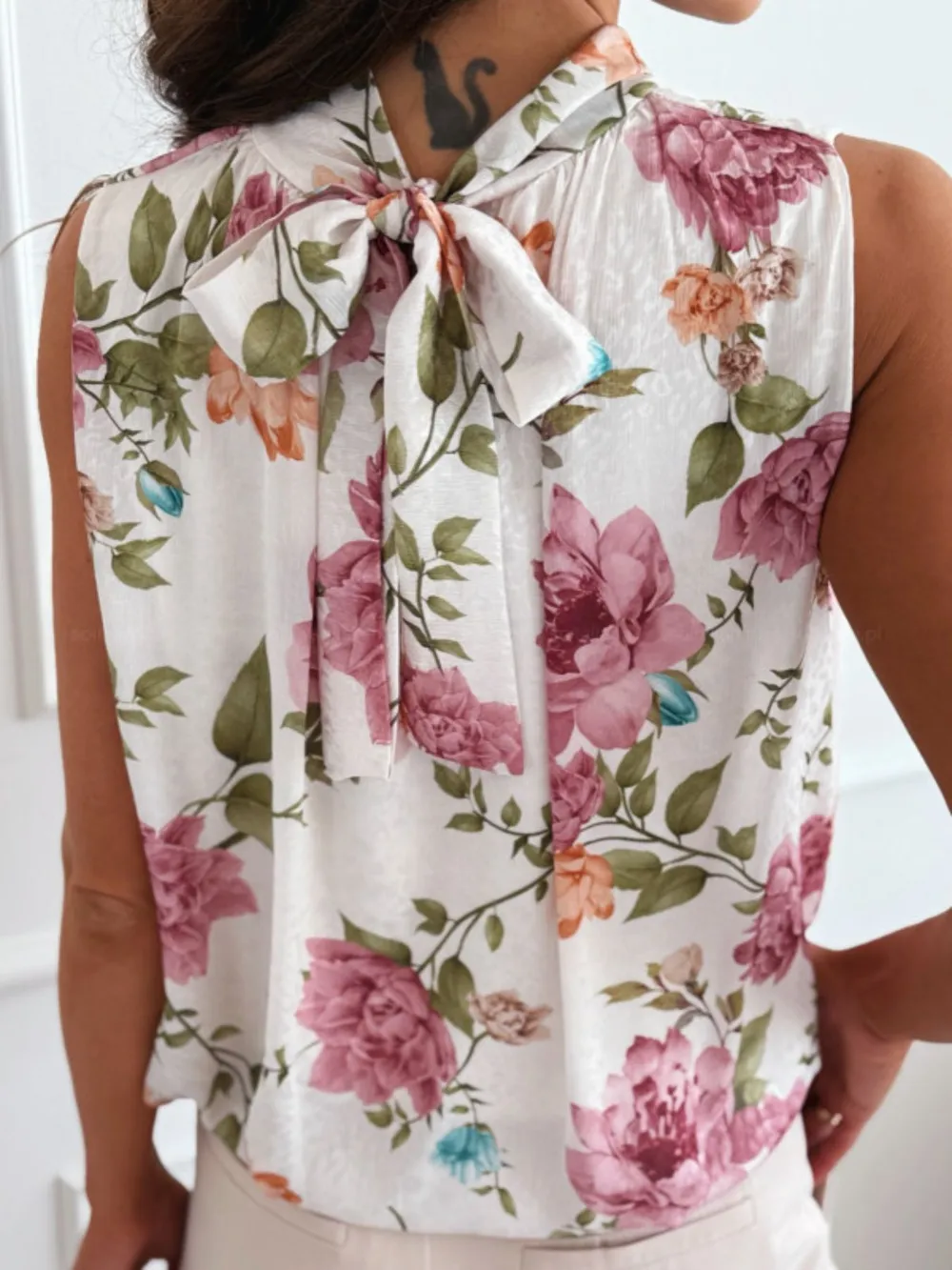 Floral Mock Neck Sleeveless Blouse, image 7