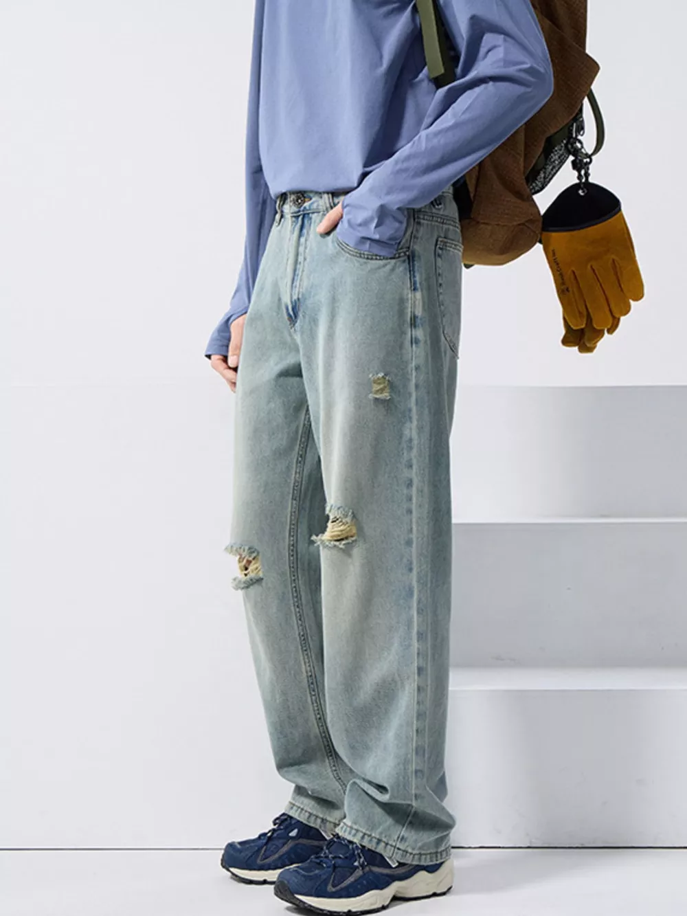 Men's Distressed Wide Leg Jeans, image 3