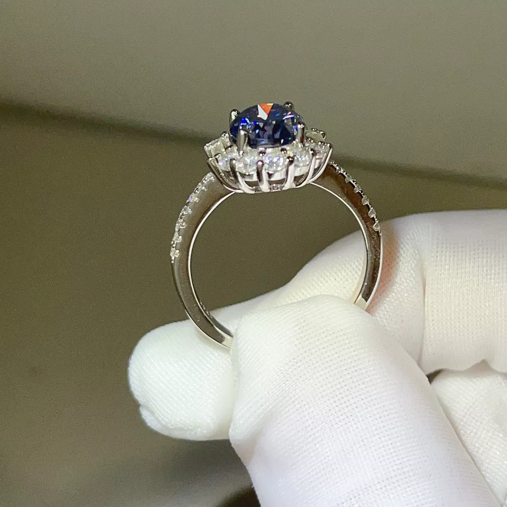 3 Carat 925 Sterling Silver Moissanite Ring, image 2