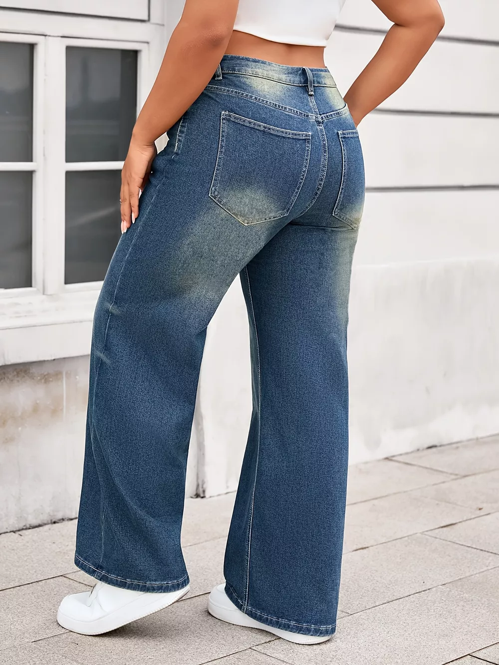 Plus Size Vintage Wash Wide Leg Jeans, image 5