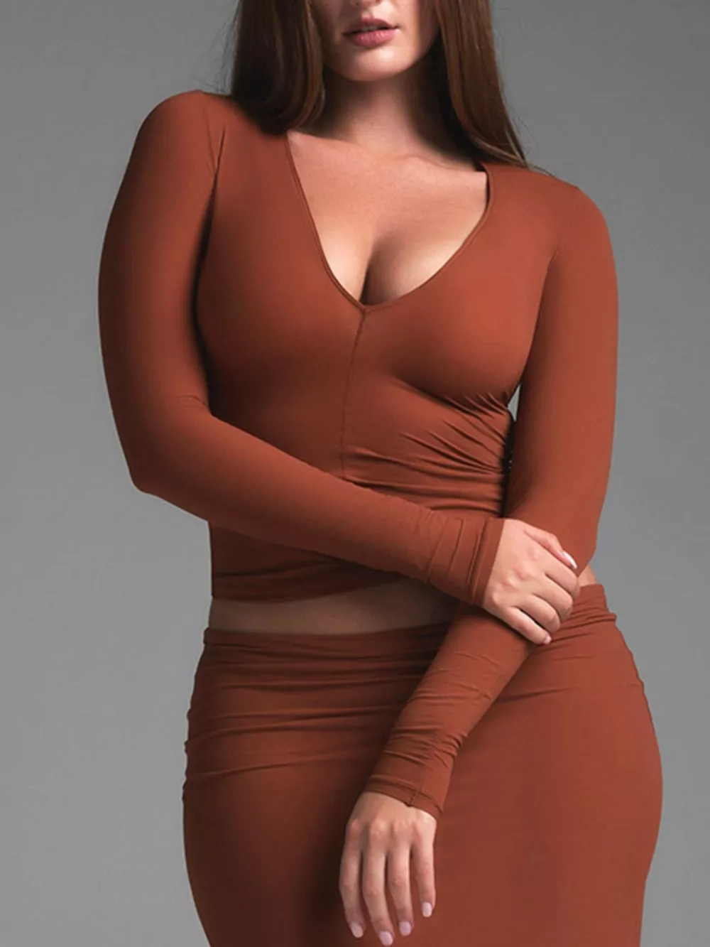 V-Neck Long Sleeve Crop T-Shirt, image 10