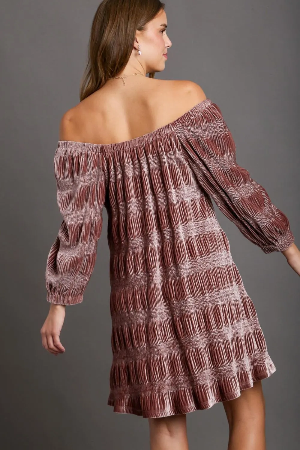Off-Shoulder Balloon Sleeve Velvet Mini Dress, image 2