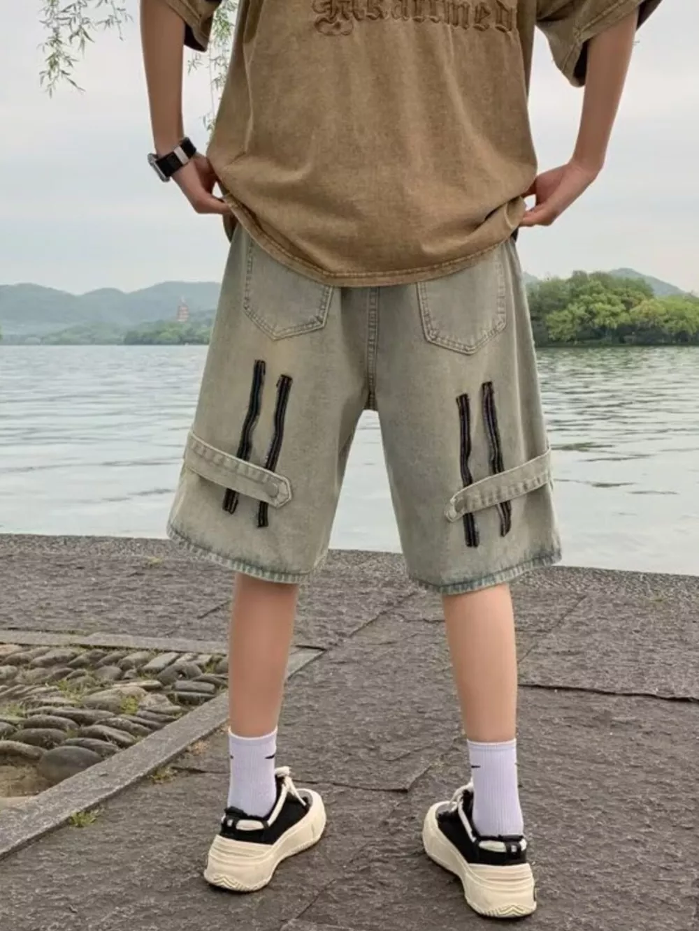 Men's Plus Size Relaxed Fit Wash Denim Shorts, image 4