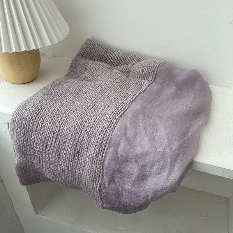 Lightweight Knitted Scarf with Dyed Edges, image 8