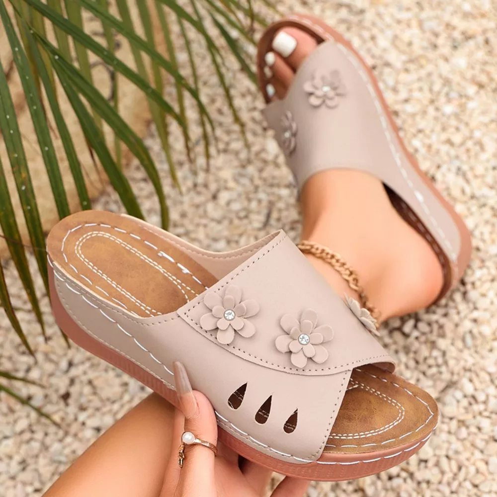 Comfortable Wedge Sandals with Floral Embellishments, image 7