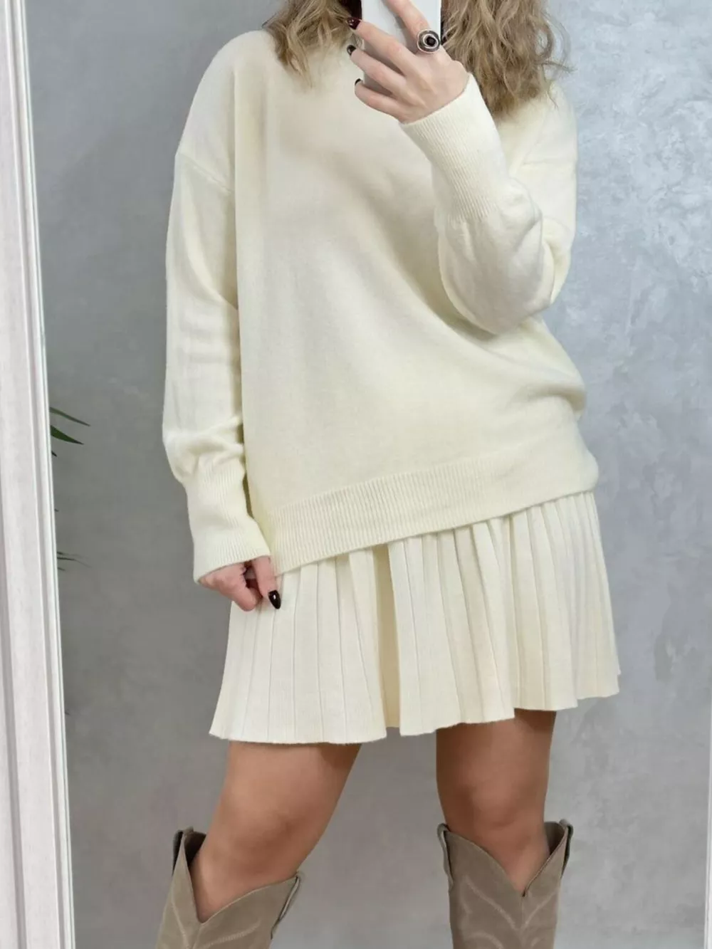 Round Neck Top and Pleated Skirt Sweater Set, image 6