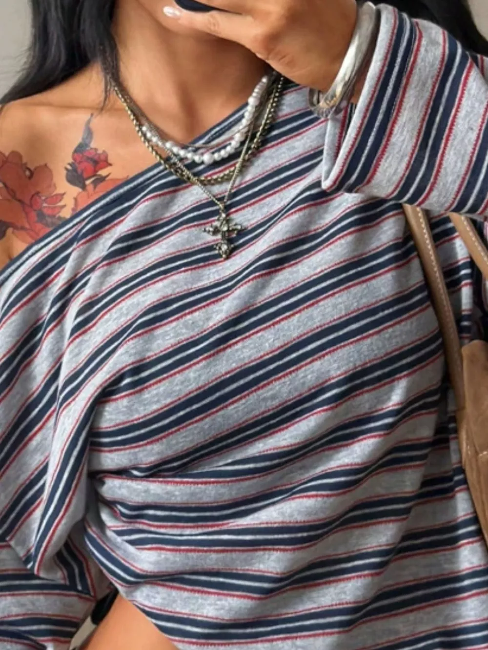 Off-Shoulder Striped Long Sleeve T-Shirt, image 2