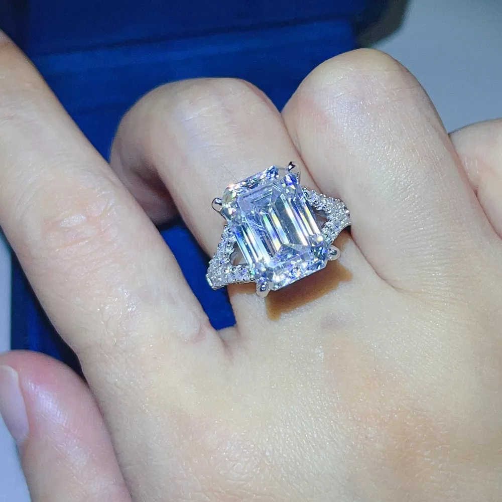 10 Carat 925 Sterling Silver Moissanite Ring, image 3