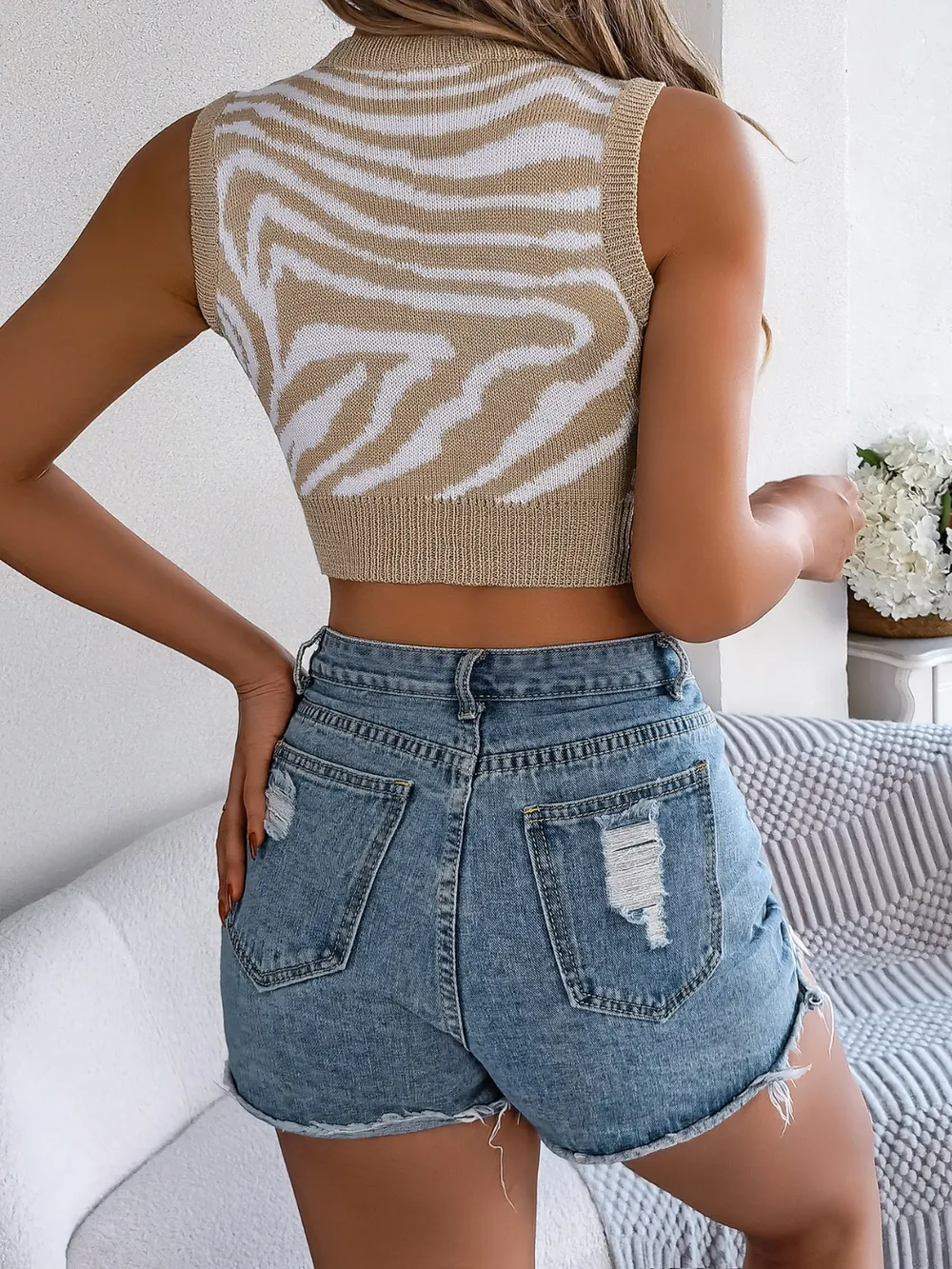 Cutout Animal Print Round Neck Tank, image 5