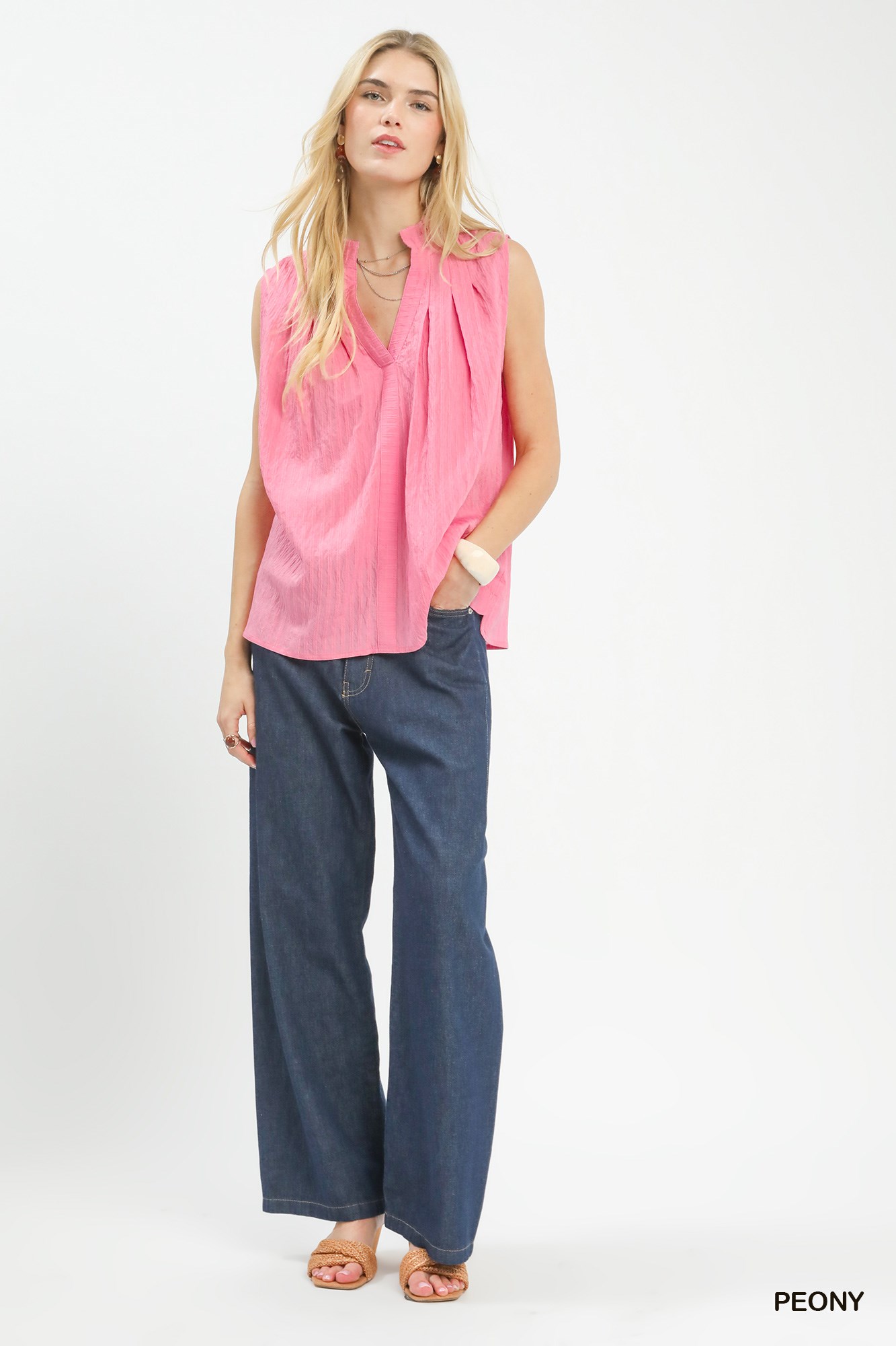 Sleeveless Textured Split Neck Top, image 2