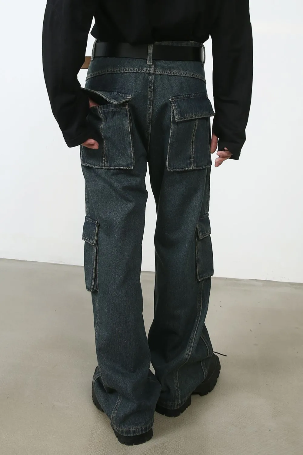 Men's Baggy Jeans with Cargo Pockets, image 2