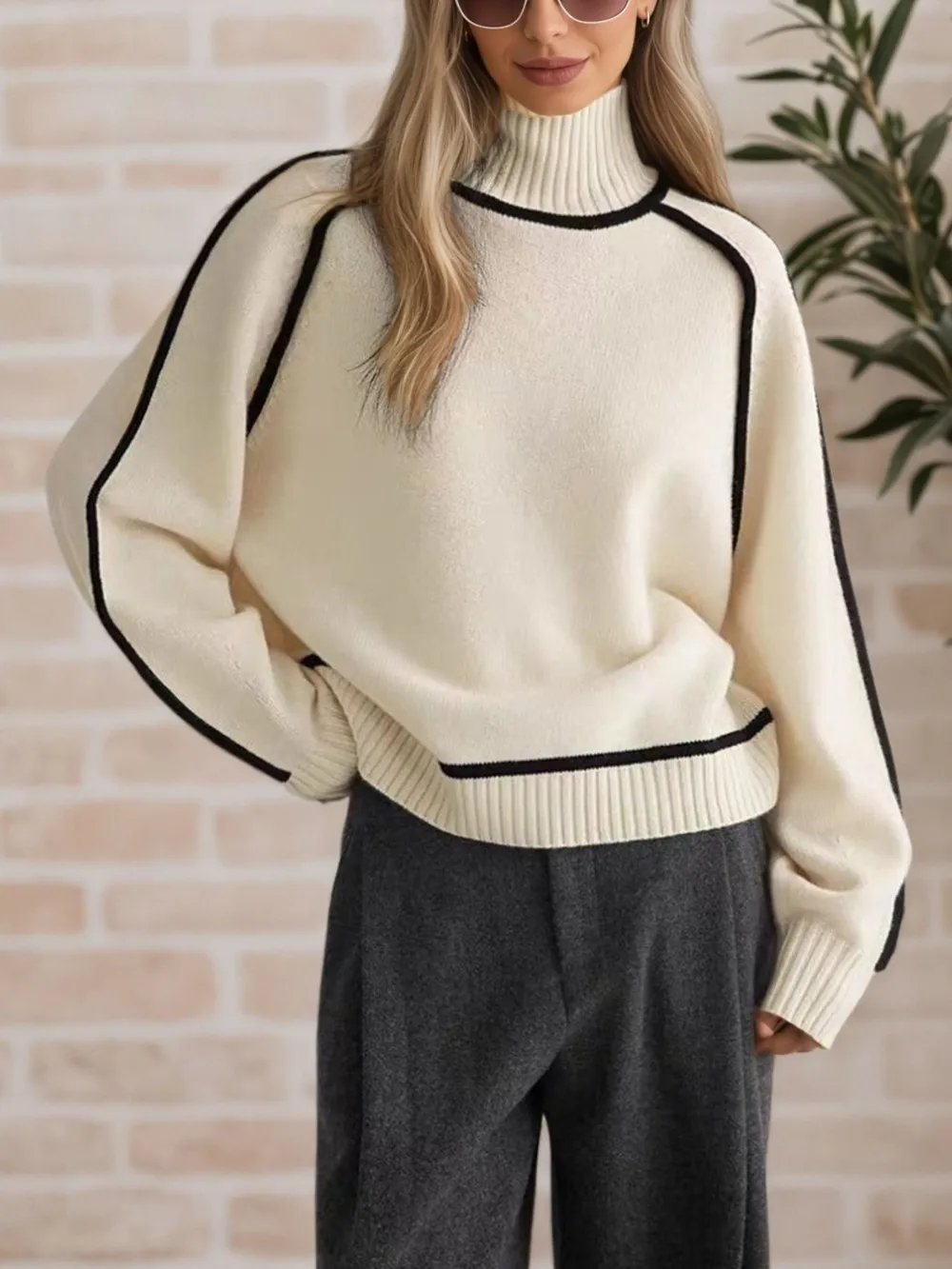 Contrast Trim Turtleneck Sweater, image 3