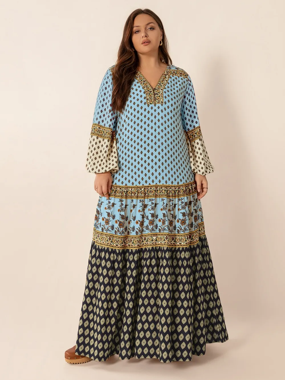 Plus Size Printed V-Neck Balloon Sleeve Maxi Dress, image 2