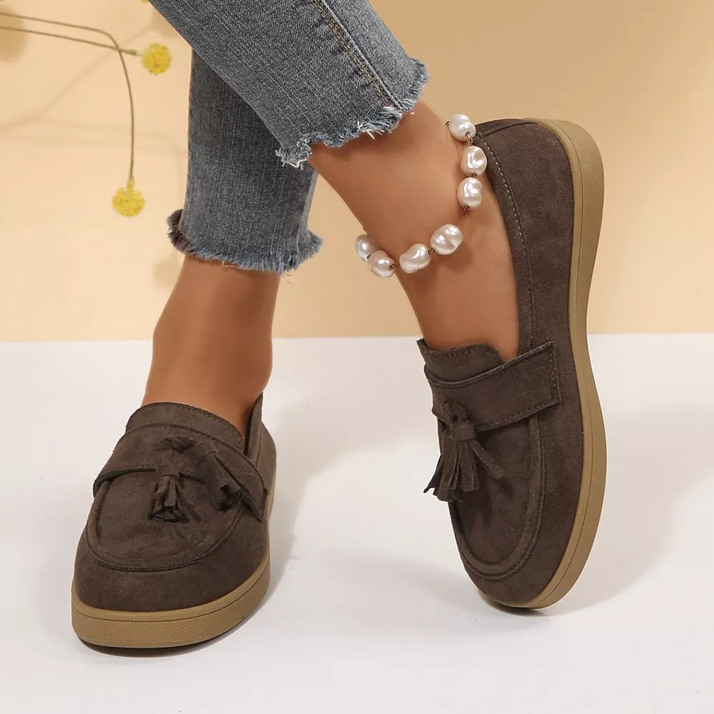 Tassel Suede Loafers with Comfortable Flat Sole, image 3