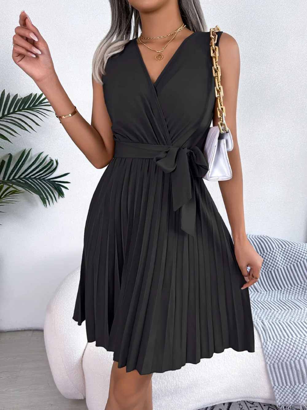 Tied Surplice Sleeveless Pleated Dress, image 4