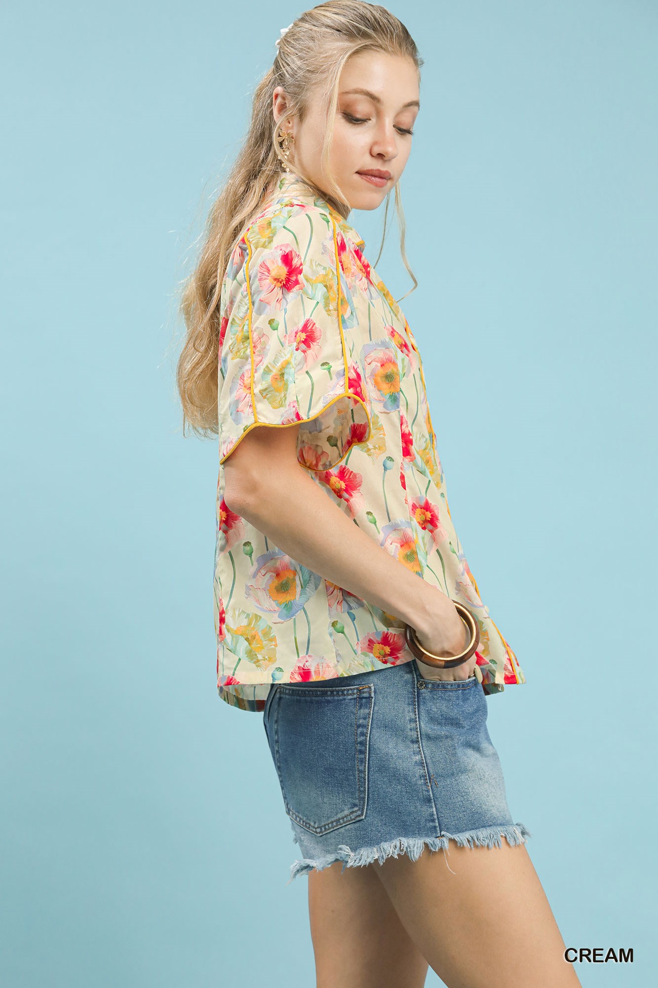 Floral Print Button-Down Blouse with Flutter Sleeves, image 3