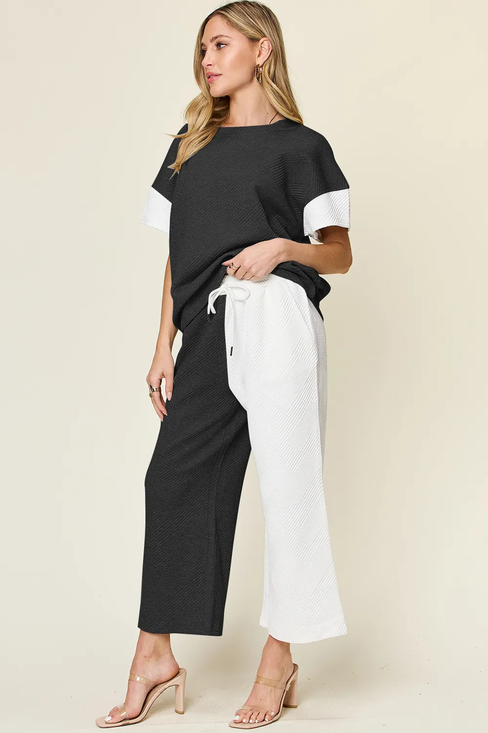 Full Size Texture Contrast T-Shirt and Wide Leg Pants Set, image 4