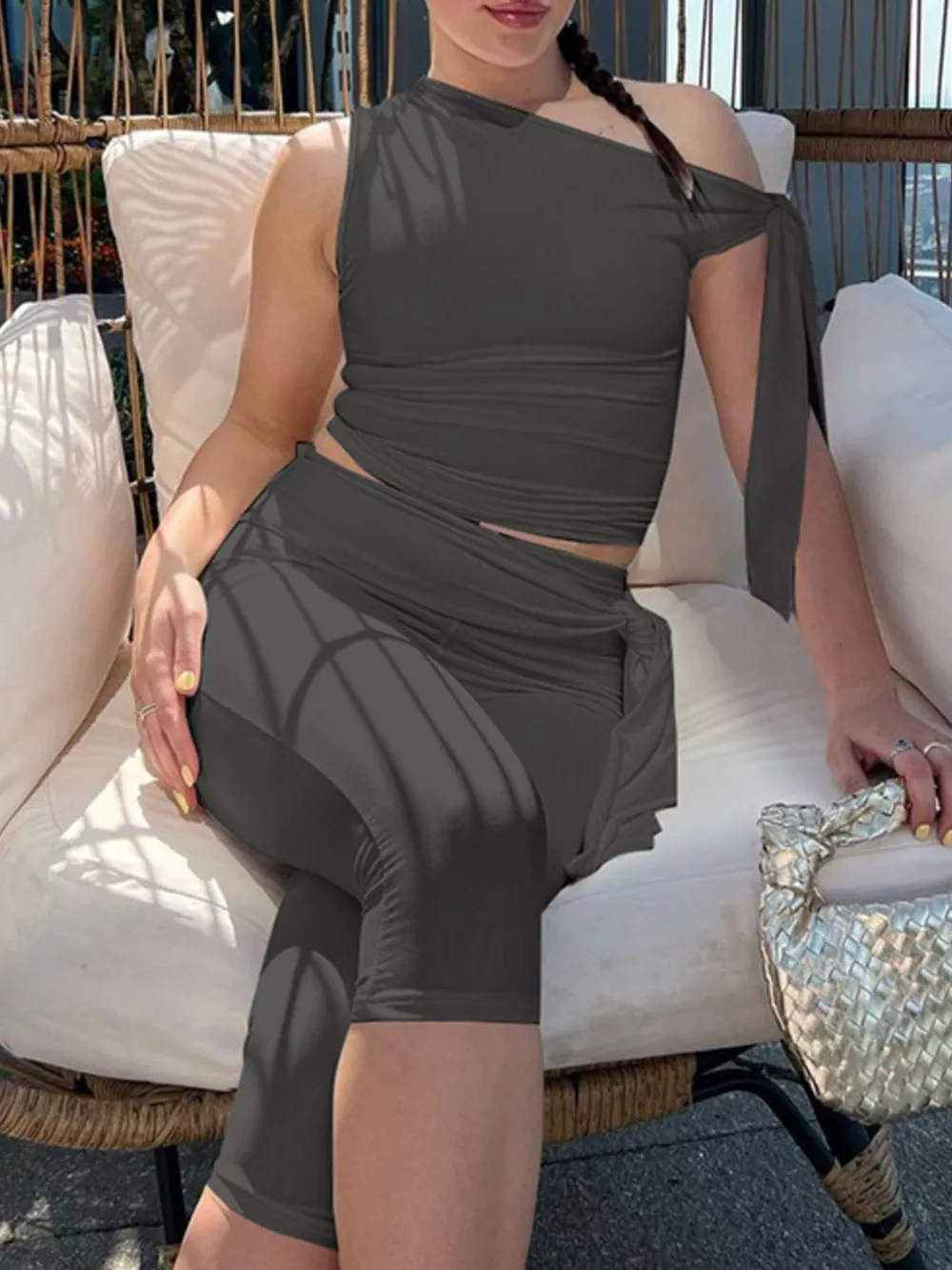 Asymmetrical One-Shoulder Top and Capris Set, image 2