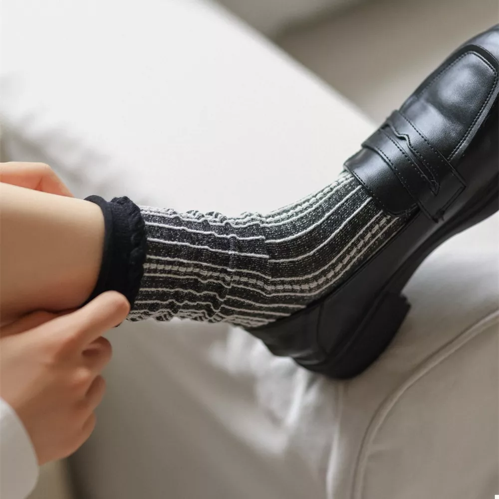 Two-Tone Cotton Knit Crew Socks, image 7
