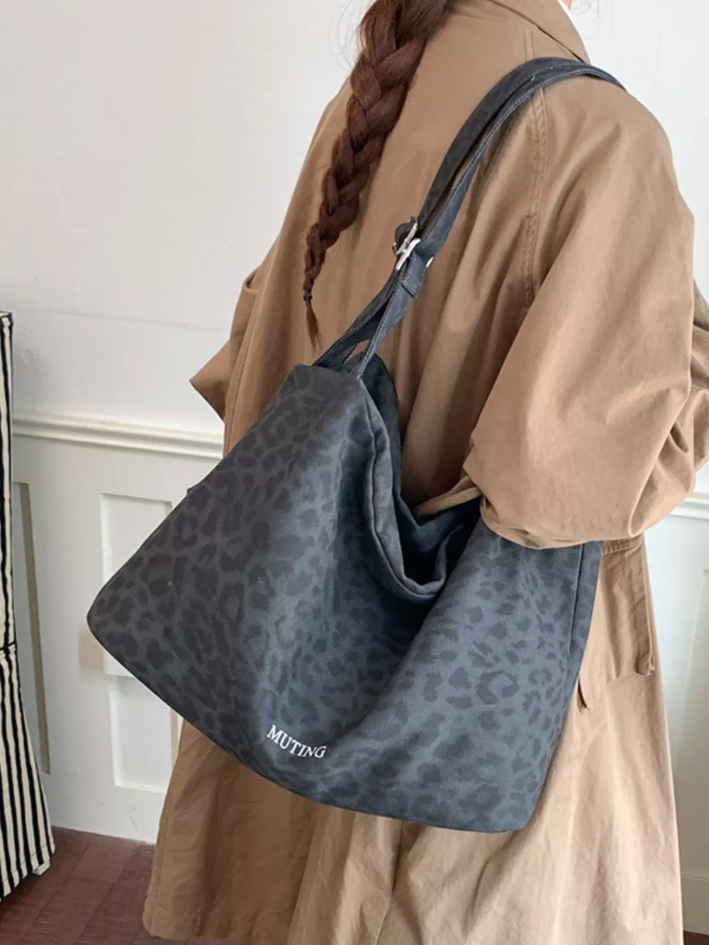 Leopard Print Shoulder Bag, image 7