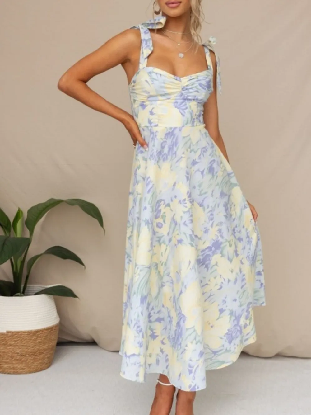 Tie-Shoulder Sweetheart Neck Summer Dress, image 2
