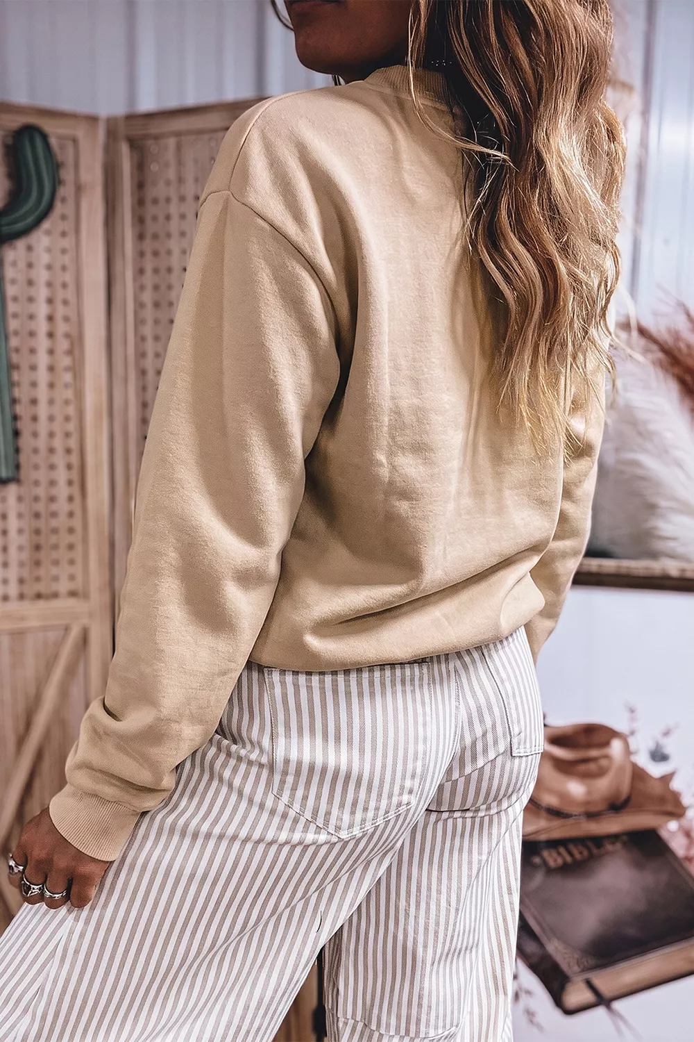 Western Embroidery Round Neck Pullover Long Sleeve Sweatshirt, image 3