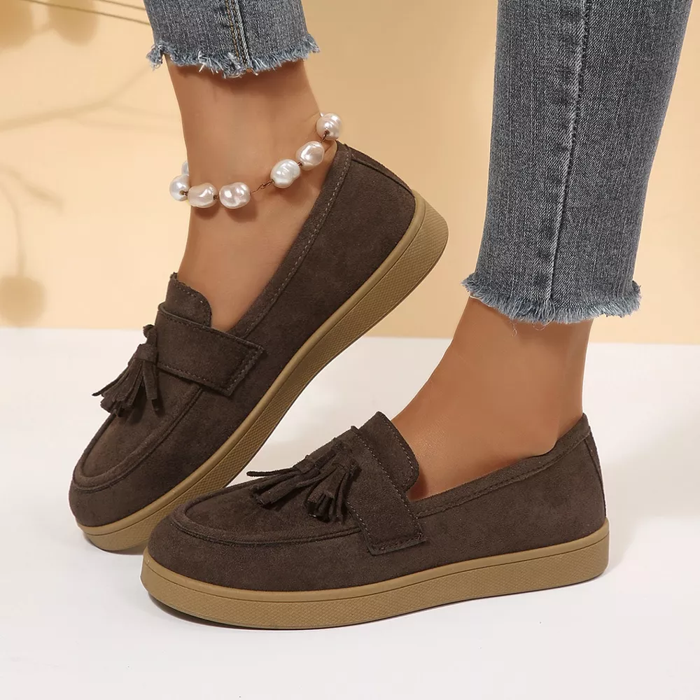 Tassel Suede Loafers with Comfortable Flat Sole, image 4