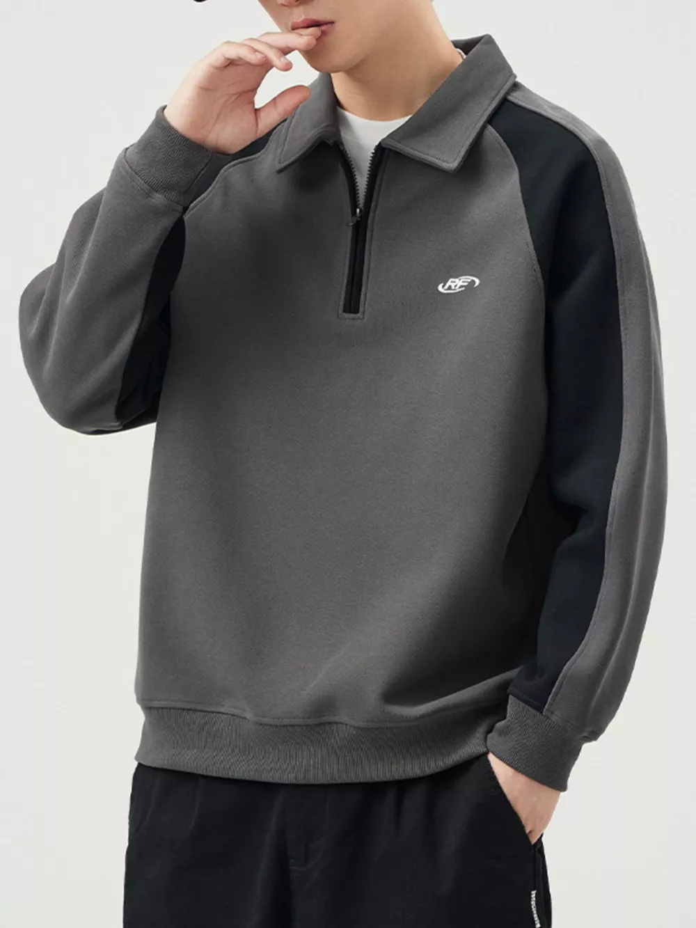 Men's Plus Size Two-Tone Raglan Sleeve Quarter Zip Sweatshirt, image 3