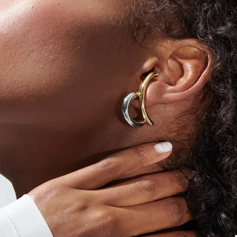 Two-Tone Modern C-Hoop Earrings, image 2