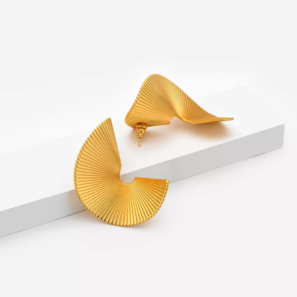 18K Gold-Plated Copper Fan-Shaped Earrings, image 4