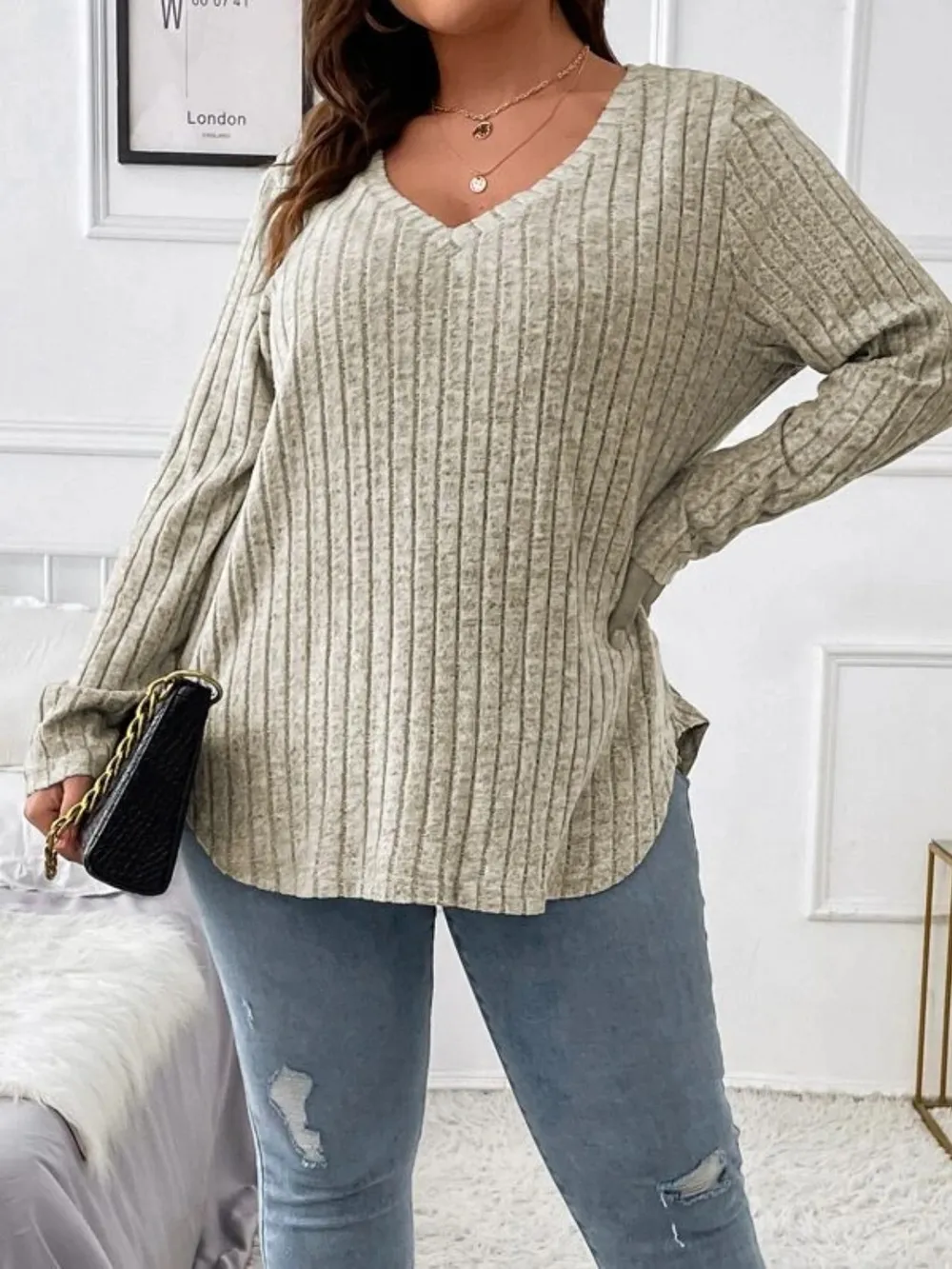 Plus Size V-Neck Long Sleeve T-Shirt, image 4