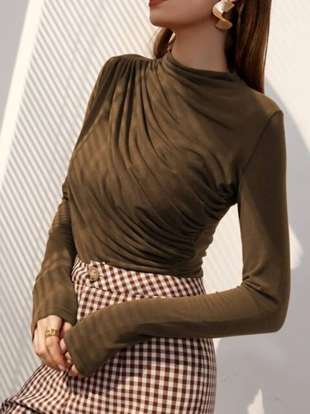 Mock Neck Ruched Long Sleeve T-Shirt, image 10
