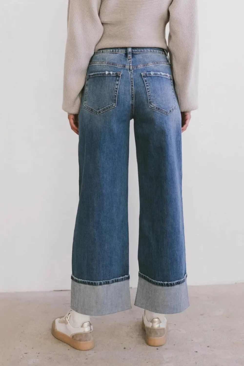 Straight Leg Jeans with Pockets, image 3